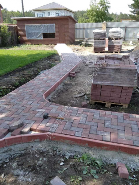 Тротуарная плитка "Кирпичик" красный 200x100x50