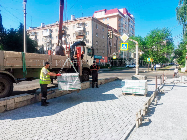 Тротуарная плитка "Катушка" белый 160х195х80