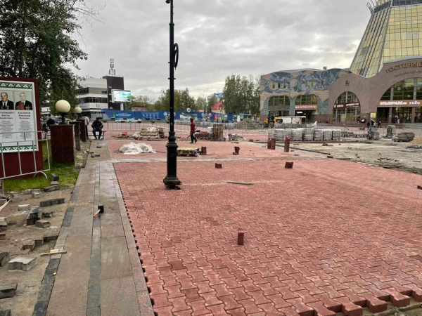 Тротуарная плитка "Катушка" красный 160х195х80