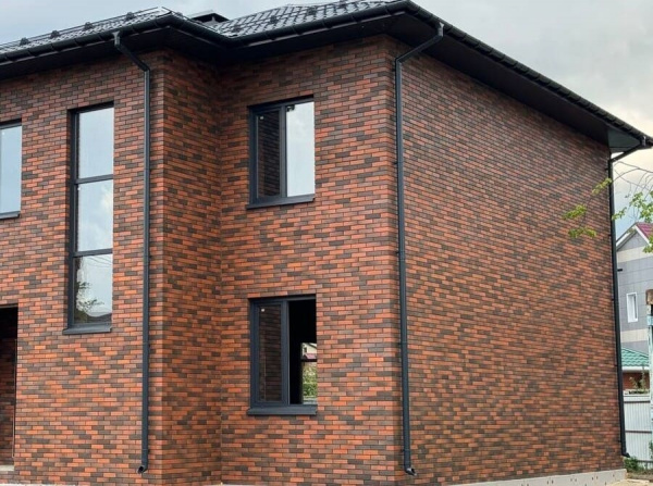 Кирпич лицевой Флеш Гладкий 1,4НФ Furbau